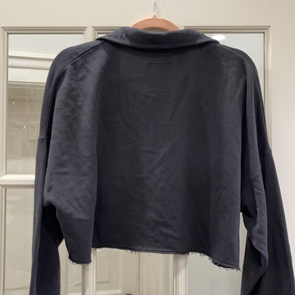 Bundle 2 Items for $20😃 Hollister Crop Sweatshirt - Picture 2 of 10